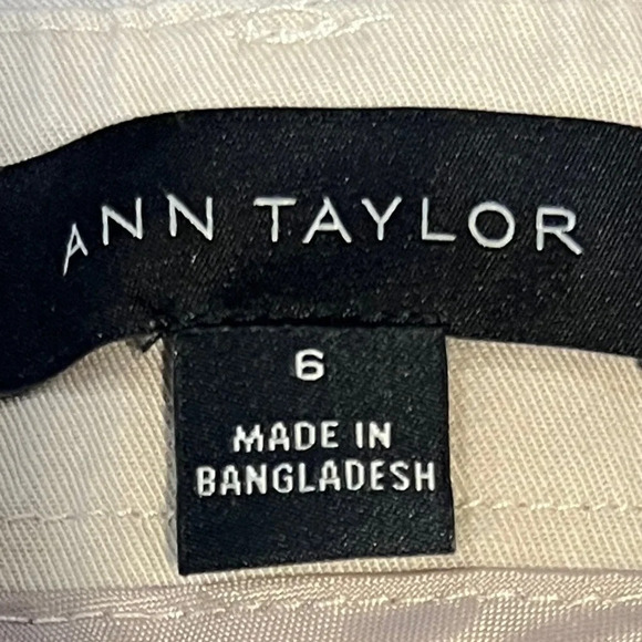 Ann Taylor size 6 khaki cotton blend shorts - Picture 2 of 12